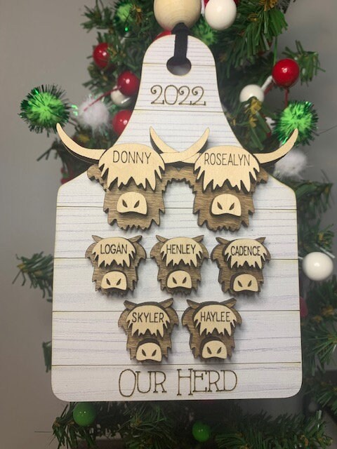 Highland Cow Family Ornament , Christmas Highland Cow Ornament